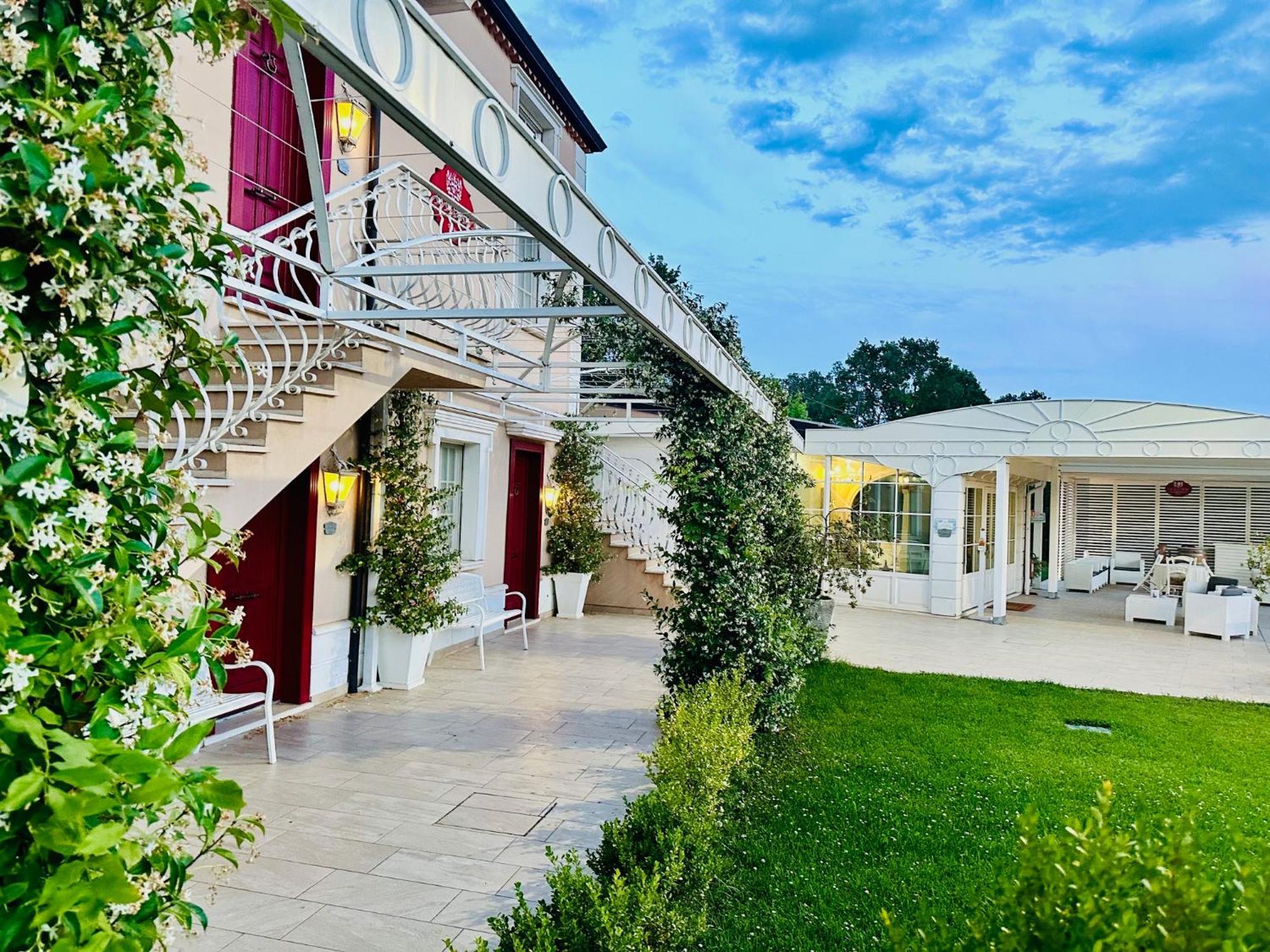 Ca' Del Conte Bed and Breakfast Padula Buitenkant foto